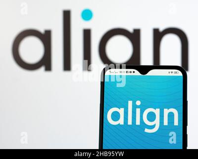 Ucraina. 17th Dic 2021. In questa immagine, il logo Align Technology viene visualizzato sullo smartphone. (Foto di Igor Golovniov/SOPA Images/Sipa USA) Credit: Sipa USA/Alamy Live News Foto Stock