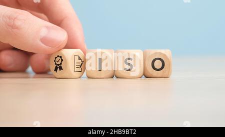 ISO o Organizzazione Internazionale per la standardizzazione. Concetto di qualità e standard. Foto Stock