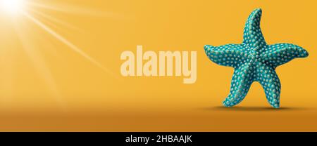 Una stella marina blu su sfondo giallo e arancione con raggi del sole e spazio copia. Concetto di vacanza al mare. Foto Stock