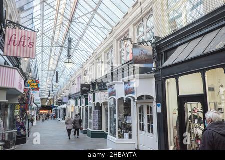 Makinson Arcade,negozio,negozi,vendita al dettaglio,negozi,le Gallerie,Market Place,Wigan,city,centre,circoscrizione,di,Greater Manchester,North West,England,nord,nord,inglese,GB,Gran,Gran Bretagna,Gran Bretagna,Regno Unito,Regno Unito,Europa,europeo Foto Stock