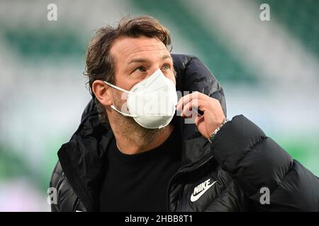 Furth, Germania. 18th Dic 2021. Fuerth, Germania. 18th Dic 2021. Markus WEINZIERL (coach FC Augsburg), immagine singola, singolo motivo ritagliato, ritratto, ritratto, Ritratto Soccer 1. Bundesliga stagione 2021/2022, 17th matchday, matchday17, Greuther Furth - FC Augsburg il 18th dicembre 2021, Sportpark Ronhof Thomas Sommer in Fuerth Credit: dpa/Alamy Live News Credit: dpa picture Alliance/Alamy Live News Foto Stock