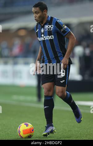 Luis Muriel (Atalanta Bergamasca Calcio) in azione durante Atalanta BC vs AS Roma, Campionato italiano di calcio A a Bergamo, Italia, dicembre 18 2021 Foto Stock