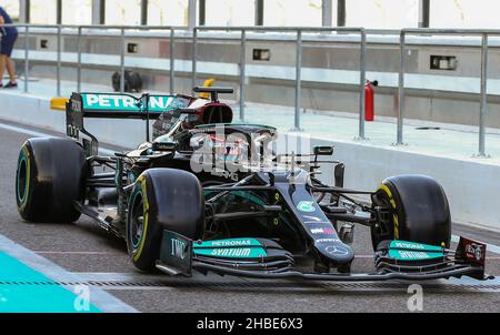 Yas Marina Circuit, Yas Island, 14 dicembre 2021 De Vries durante LA FORMULA 1 18-INCH PNEUMATICI PIRELLI POST-SEASON TEST, Emirati Arabi Uniti il 14 dicembre 2021 Phil Duncan Foto Stock