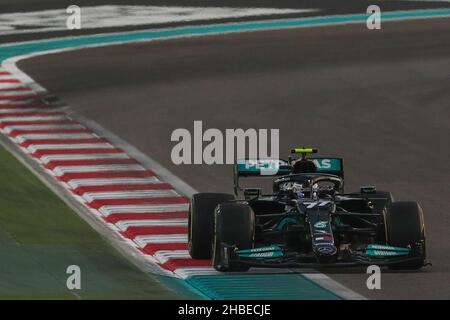 Yas Marina Circuit, Yas Island, 12 dicembre 2021 Valtteri Bottas (fin), durante LA FORMULA 1 ETIHAD AIRWAYS ABU DHABI GRAND PRIX 2021 Emirati Arabi Uniti Phil Duncan Foto Stock