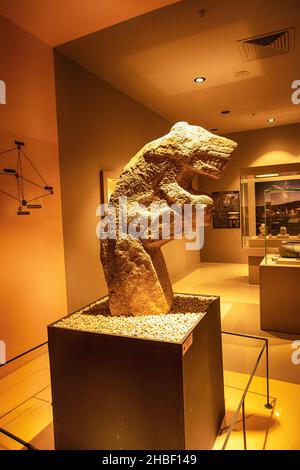 I reperti degli scavi di Gobeklitepe sono esposti nel museo archeologico di Sanliurfa a Sanliurfa, Gobeklitepe è un archeologico neolitico Foto Stock