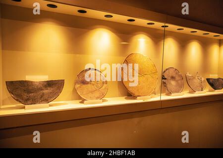 I reperti degli scavi di Gobeklitepe sono esposti nel museo archeologico di Sanliurfa a Sanliurfa, Gobeklitepe è un archeologico neolitico Foto Stock