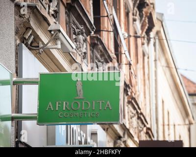 Immagine di un cartello con il logo di Afrodita Cosmetics sul loro negozio locale per Lubiana, Slovenia. Afrodita Cosmetics è un produttore sloveno e. Foto Stock