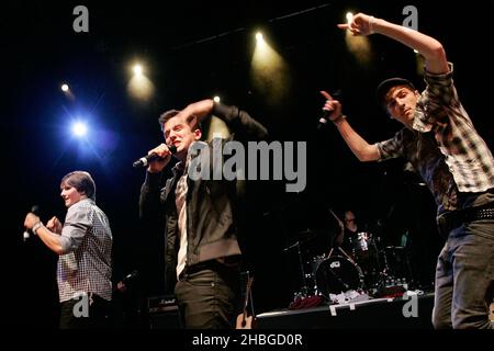 James Maslow, Logan Henderson e Kendall Schmidt della American Boyband Big Time Rush che hanno fatto il loro debutto al 02 Shepherd's Bush Empire di Londra Foto Stock