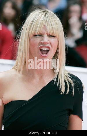 Zoe Ball arriva al Phillips British Television Academy Awards presso il Grosvenor House Hotel il 22 maggio 2011. Foto Stock