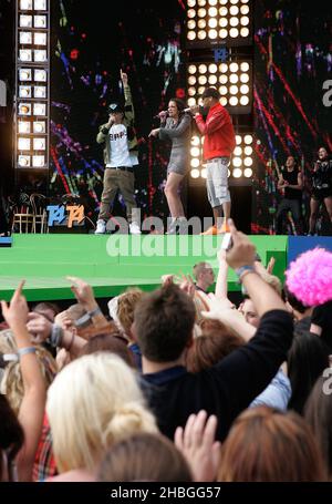 NDubz si esibirà al T4 sulla spiaggia di Weston-super-Mare, Somerset. Foto Stock