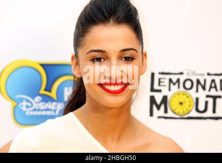 Naomi Scott arriva al Lemonade Mouth Disney Channel Premiere a BAFTA, Londra. Foto Stock