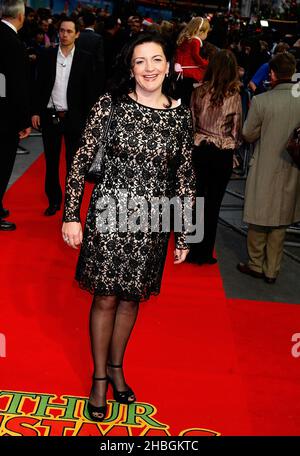 Sarah Smith, direttore arriva alla prima mondiale di Arthur Christmas all'Empire, Leicester Square a Londra il 6,2011 novembre. Foto Stock