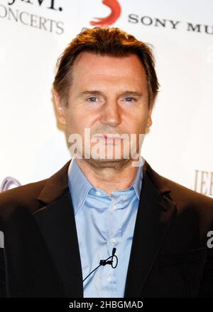 L'attore Liam Neeson durante la conferenza stampa annuncia il Tour europeo 2012 della versione musicale di War of the Worlds New Generation di Jeff Wayne con Liam Neeson e Jeff Wayne, a One Marylebone a Londra. Foto Stock