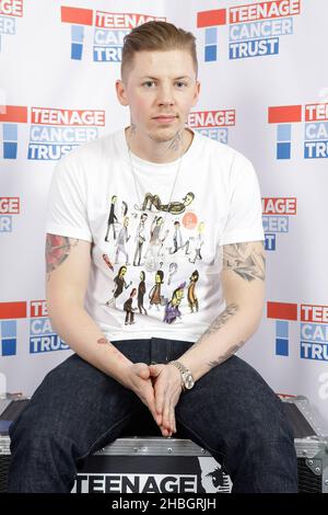 Il professor Green, noto anche come Stephen Manderson, si trova al Teenage Cancer Trust presso la Royal Albert Hall di Londra Foto Stock