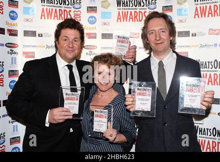 Ilmeda Staunton-Sweeny Todd, Michael Ball con quattro premi e Jonathan Church miglior direttore artistico CFT ai Whatsonstage Awards al Palace Theatre di Londra. Foto Stock