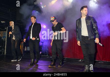 Sean Conlon, Richie Neville, ABZ Love, Scott Robinson di cinque celebra la Grande riunione e si esibirà al G-A-Y Heaven di Londra. Foto Stock