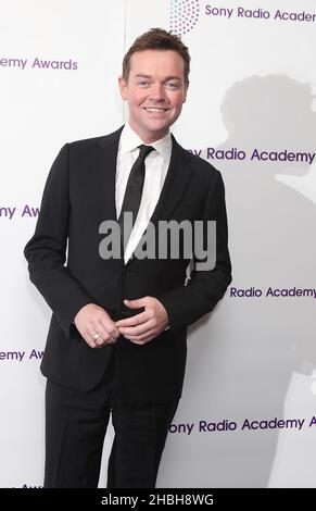 Stephen Mulhern partecipa ai Sony radio Academy Awards al Grosvenor House Hotel di Londra. Foto Stock