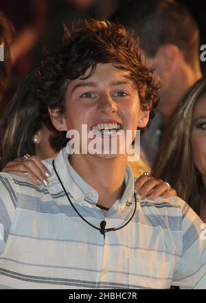 Sam Evans lascia la Big Brother Final agli Elstree Studios di Borehamwood, Herts. Foto Stock