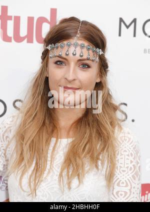 Molly smitten-Downes partecipa agli Asitent Awards al Grosvenor House Hotel di Londra. Foto Stock