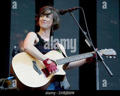 Alanis Morissette si esibisce al Princes Trust Capital FM Party nel Park di Hyde Park a Londra. Foto Stock