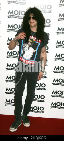 Slash arriva al MOJO Honors List 2005, il secondo premio annuale della rivista musicale, al Porchester Hall di Londra. Foto Stock