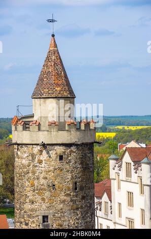 La parte superiore della Torre Wendish, una parte della storica porta della città e fortificazione nel nord-est della città vecchia di Bautzen, Sassonia, Germania. Foto Stock