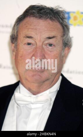 Nick Mason alla Raisa Gorbachev Foundation cena annuale di gala di raccolta fondi alla Stud House, Hampton Court, Londra. Foto Stock