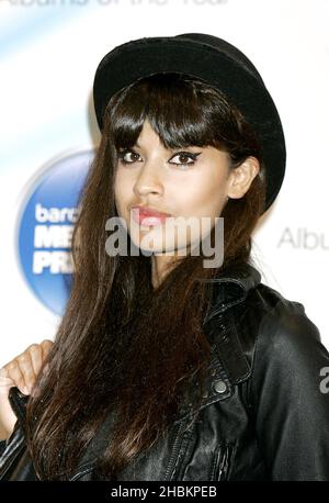 Jameela Jamil durante l'annuncio delle candidature al Premio Barclaycard Mercury 2009 presso l'Hospital Club nel centro di Londra. Foto Stock