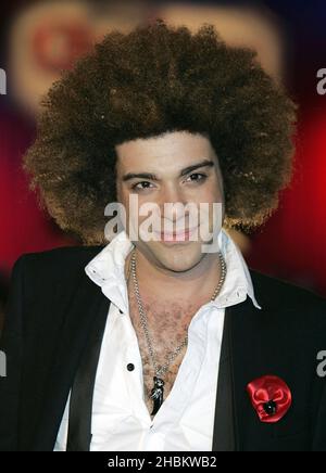 Jamie Archer arriva a una prima mondiale di Natale a Leicester Square, Londra il 03 novembre 2009. Foto Stock