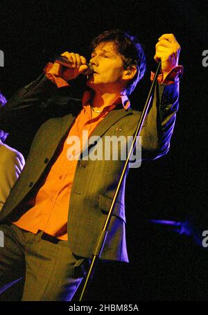 Morten Harket della Swedish Pop Band A-ha suona al Heaven di Londra Foto Stock