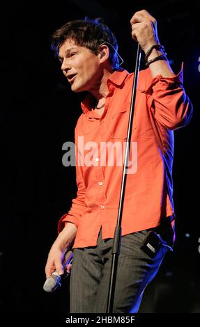 Morten Harket della Swedish Pop Band A-ha suona al Heaven di Londra Foto Stock