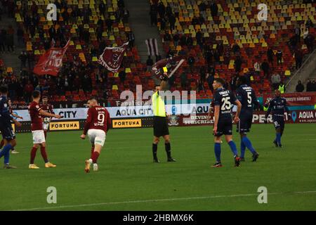 BUCAREST, ROMANIA - 18 dicembre 2021: Partita di calcio tra Rapid 1923 e FC Botosani in palco nazionale nella Lega 1. Foto Stock