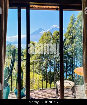 Casa Palopó, un hotel boutique sulle rive del Lago di Atitlán, Guatemala Foto Stock