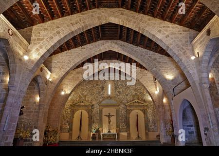 Navata e soffitto della Chiesa di la Sang. Llíria, Valencia. Comunitat Valenciana. Spagna. Foto Stock