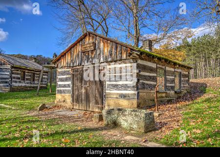 The Paul Appleby Blacksmith Shop nel Pioneer Village presso il Beaver Creek state Park situato a East Liverpool, Ohio. Foto Stock