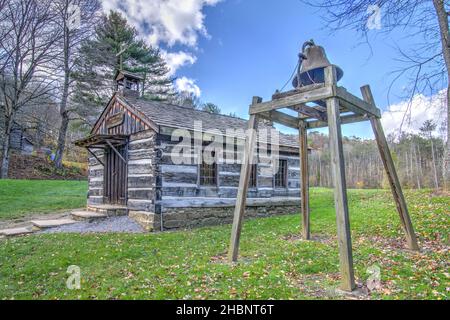 La storica Vodrey Chapel nel Pioneer Village presso il Beaver Creek state Park situato a East Liverpool, Ohio. Foto Stock