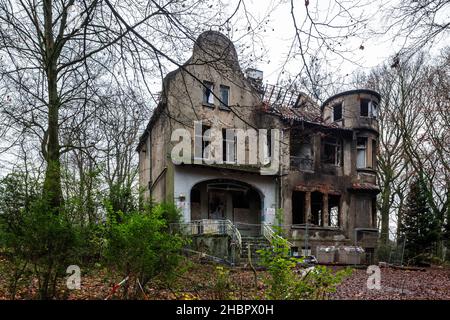 Deutschland, Oberhausen, Oberhausen-Osterfeld, Ruhrgebiet, Niederrhein, Rheinland, Nordrhein-Westfalen, NRW, Verlassene Orte, aufgegebenes Gebaeude, H Foto Stock