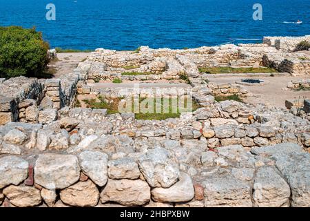 Rovine di pietra e scavi dell'antica città di Khersones in Crimea Foto Stock