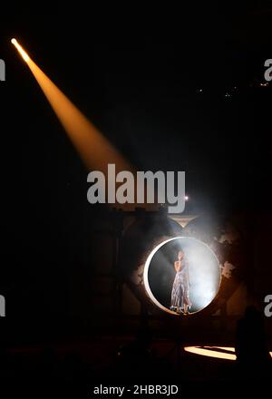 Revisione dell'anno 2021. Foto di archivio datata 11/05/21 di Griff che si esibisce durante i Brit Awards 2021 all'Arena O2 di Londra. Data di emissione: Martedì 21 dicembre 2021. Foto Stock