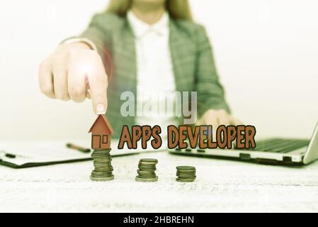 Didascalia di testo Presentazione di Apps Developer. Parola per l'artista grafico Software Programmer e analisti esperti discutere di House Financing Plans, spiegare Foto Stock
