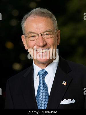 Foto ufficiale del senatore statunitense Chuck Grassley (R-IA) ca. 5 settembre 2007 Foto Stock