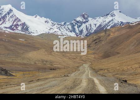 Pamir Highway nella regione autonoma di Gorno-Badakhshan, Tagikistan Foto Stock