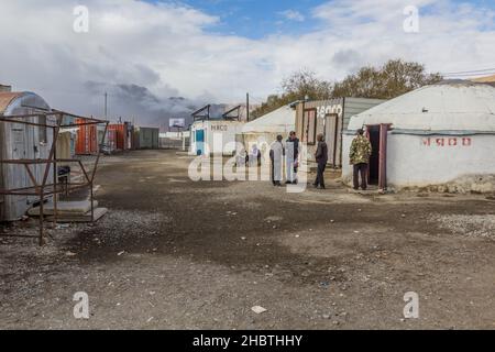 MURGHAB, TAGIKISTAN - 27 MAGGIO 2018: Bazaar del villaggio di Murghab nella regione autonoma di Gorno-Badakhshan, Tagikistan Foto Stock