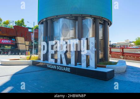 Segno di Perth in Yagan Square, Perth Central Business District, Western Australia, WA, Australia Foto Stock