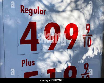 Prezzi top 5 dollari per gallone per benzina negli Stati Uniti Foto Stock