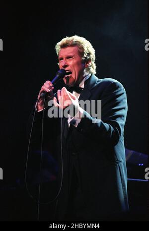 Michael Crawford in concerto al Royal Festival Hall di Londra. 19th aprile 2000. Foto Stock