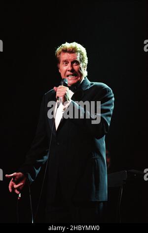 Michael Crawford in concerto al Royal Festival Hall di Londra. 19th aprile 2000. Foto Stock