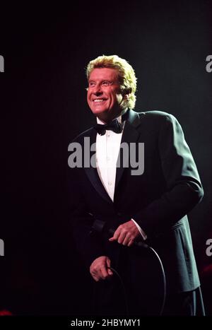 Michael Crawford in concerto al Royal Festival Hall di Londra. 19th aprile 2000. Foto Stock