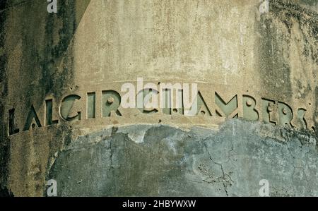 12 17 2021 Art Deco typography signboard of Office building Fort Bombay, Mumbai, Maharashtra, India. Foto Stock