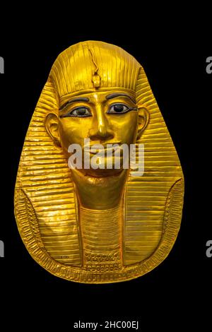 Maschera di bara di Amenemope nel museo del Cairo - Amenemope era uno dei tre faraoni tardo periodo dell'antica città di Tanis Foto Stock